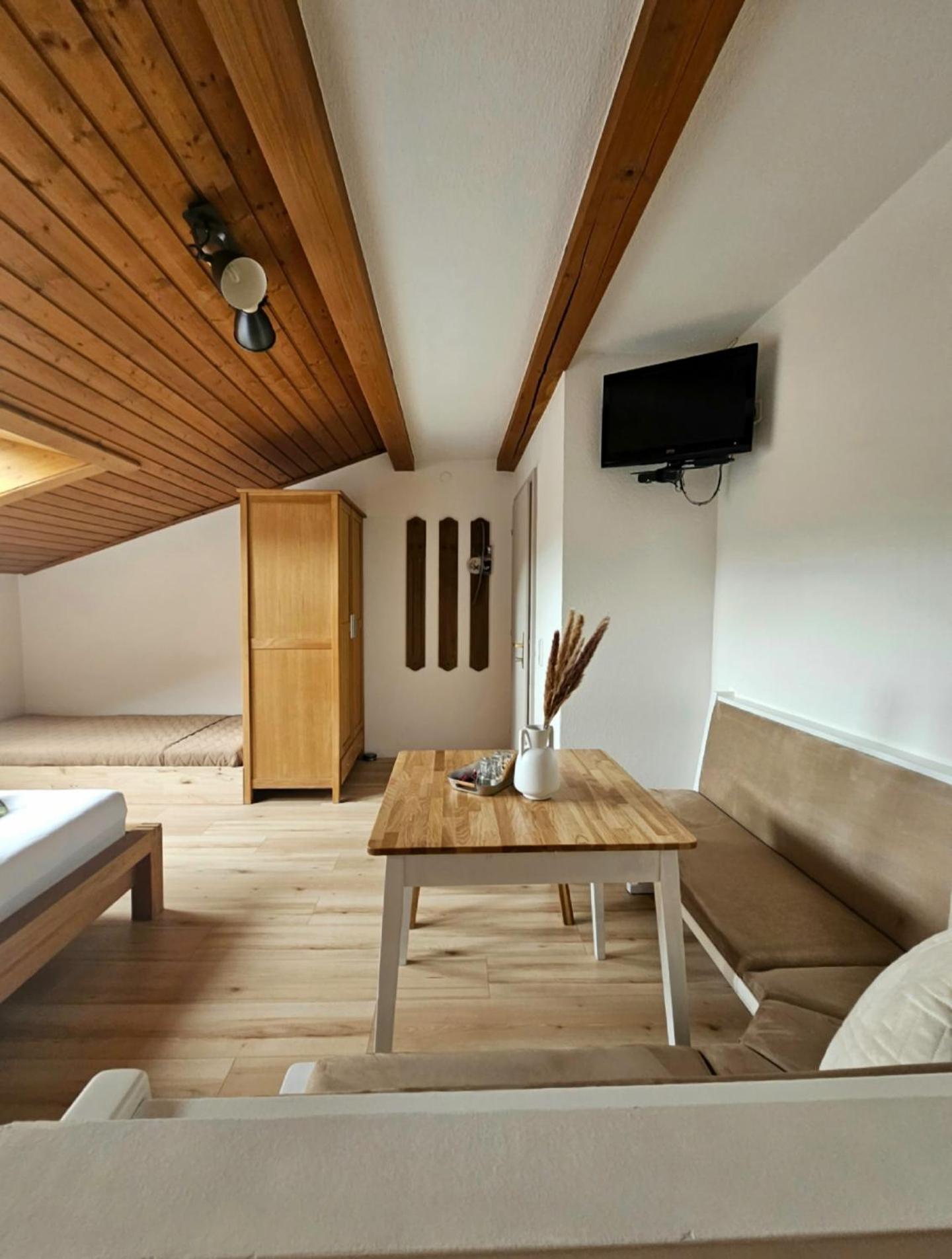 耶岑斯Haus Marinus住宿加早餐旅馆 外观 照片